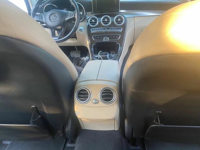 Чорний Мерседес Ц-Клас, об'ємом двигуна 2 л та пробігом 143 тис. км за 19800 $, фото 11 на Automoto.ua