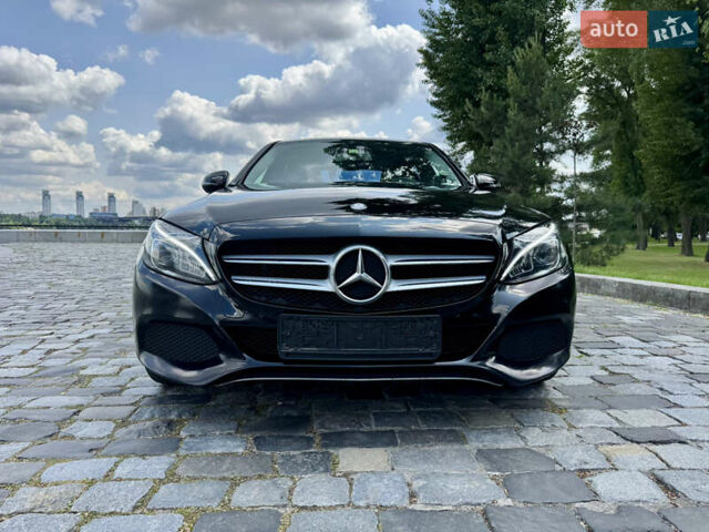 Черный Мерседес Ц-Класс, объемом двигателя 1.6 л и пробегом 232 тыс. км за 18777 $, фото 120 на Automoto.ua