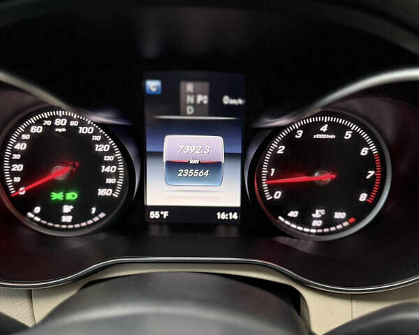 Чорний Мерседес Ц-Клас, об'ємом двигуна 1.99 л та пробігом 235 тис. км за 14999 $, фото 26 на Automoto.ua