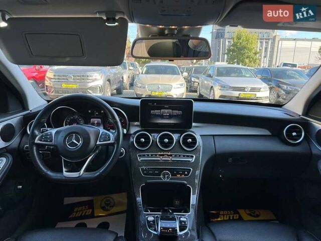 Чорний Мерседес Ц-Клас, об'ємом двигуна 1.99 л та пробігом 246 тис. км за 21800 $, фото 10 на Automoto.ua