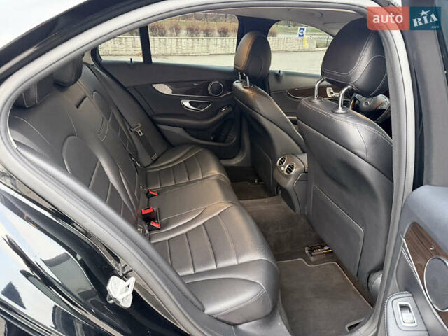 Черный Мерседес Ц-Класс, объемом двигателя 2 л и пробегом 98 тыс. км за 22500 $, фото 24 на Automoto.ua