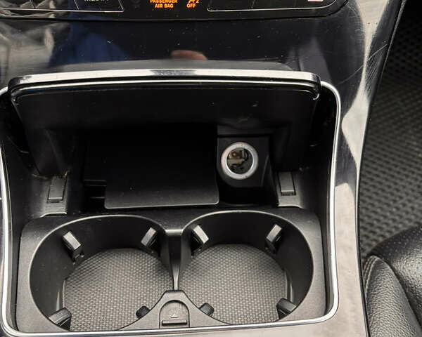 Мерседес Ц-Класс 2015 в Львове на Automoto.ua Черный Мерседес Ц-Класс, объемом двигателя 1.99 л и пробегом 180 тыс. км за 15800 $, фото 20 на Automoto.ua