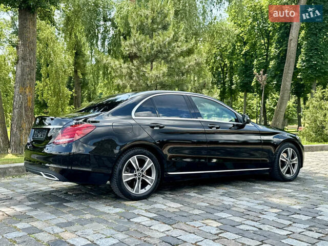 Черный Мерседес Ц-Класс, объемом двигателя 1.6 л и пробегом 232 тыс. км за 18777 $, фото 4 на Automoto.ua