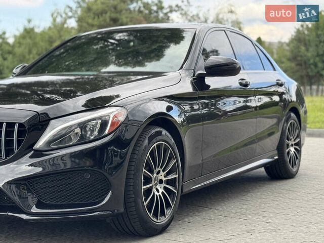 Чорний Мерседес Ц-Клас, об'ємом двигуна 1.99 л та пробігом 195 тис. км за 17500 $, фото 10 на Automoto.ua