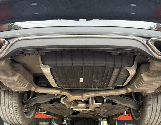 Черный Мерседес Ц-Класс, объемом двигателя 1.99 л и пробегом 70 тыс. км за 20000 $, фото 19 на Automoto.ua