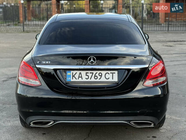 Чорний Мерседес Ц-Клас, об'ємом двигуна 1.99 л та пробігом 170 тис. км за 16500 $, фото 5 на Automoto.ua