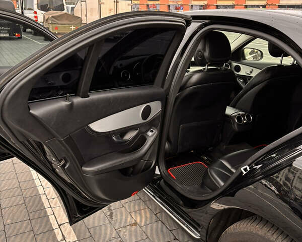 Мерседес Ц-Класс 2015 в Львове на Automoto.ua Черный Мерседес Ц-Класс, объемом двигателя 1.99 л и пробегом 180 тыс. км за 15800 $, фото 28 на Automoto.ua