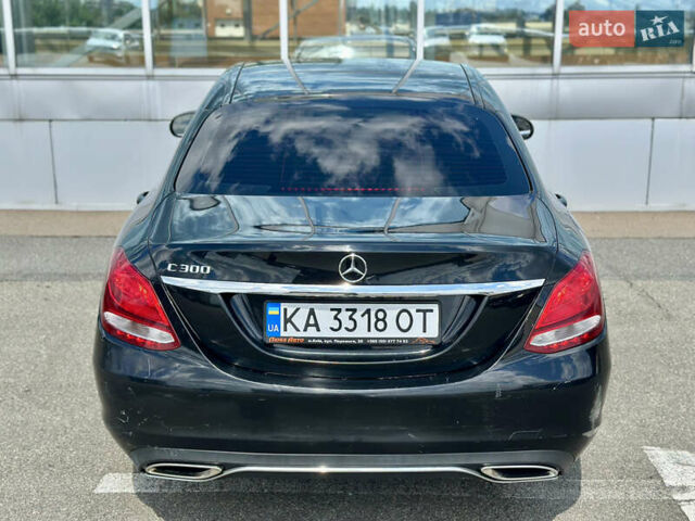 Чорний Мерседес Ц-Клас, об'ємом двигуна 2 л та пробігом 225 тис. км за 13590 $, фото 70 на Automoto.ua