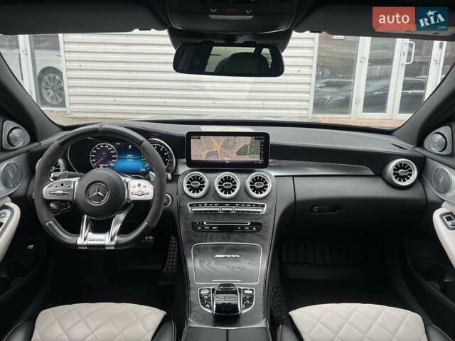 Мерседес Ц-Класс 2015 в Киеве на Automoto.ua Черный Мерседес Ц-Класс, объемом двигателя 3.98 л и пробегом 133 тыс. км за 38500 $, фото 12 на Automoto.ua