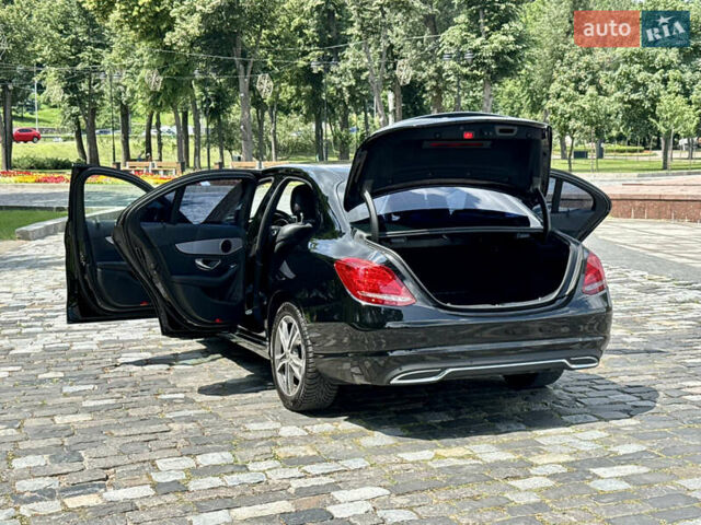 Черный Мерседес Ц-Класс, объемом двигателя 1.6 л и пробегом 232 тыс. км за 18777 $, фото 39 на Automoto.ua
