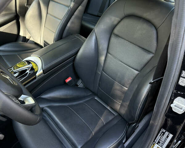 Черный Мерседес Ц-Класс, объемом двигателя 2 л и пробегом 170 тыс. км за 18500 $, фото 18 на Automoto.ua