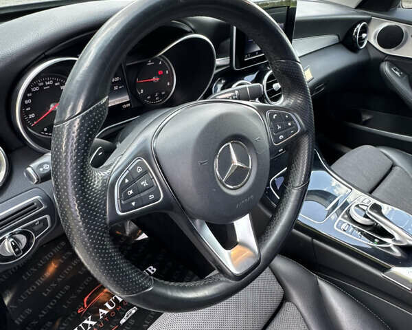 Черный Мерседес Ц-Класс, объемом двигателя 1.6 л и пробегом 232 тыс. км за 18777 $, фото 33 на Automoto.ua