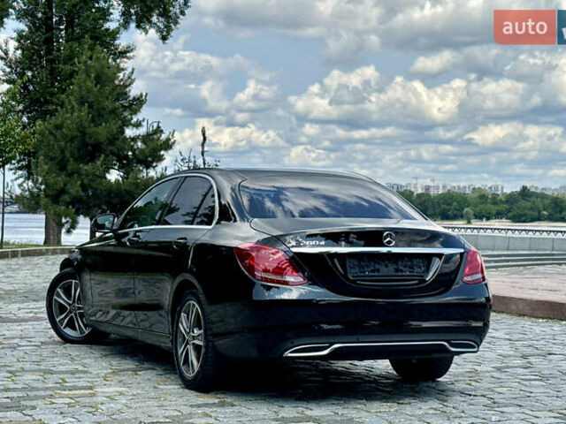 Черный Мерседес Ц-Класс, объемом двигателя 1.6 л и пробегом 232 тыс. км за 18777 $, фото 65 на Automoto.ua