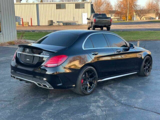 Черный Мерседес Ц-Класс, объемом двигателя 4 л и пробегом 72 тыс. км за 7500 $, фото 5 на Automoto.ua