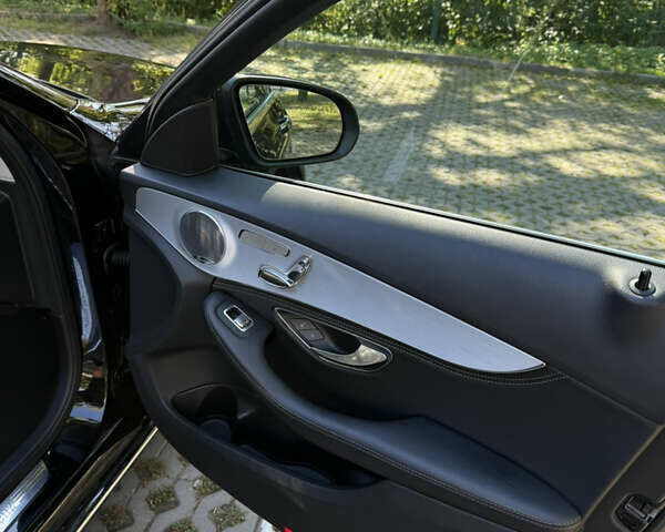 Черный Мерседес Ц-Класс, объемом двигателя 2 л и пробегом 170 тыс. км за 18500 $, фото 26 на Automoto.ua