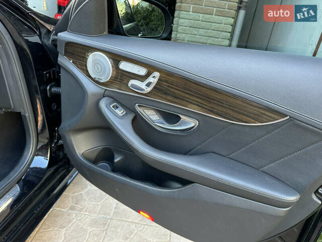 Черный Мерседес Ц-Класс, объемом двигателя 2 л и пробегом 199 тыс. км за 19800 $, фото 33 на Automoto.ua