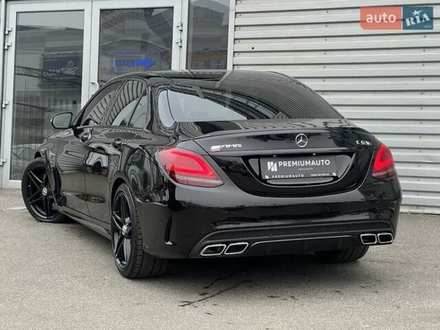 Мерседес Ц-Класс 2015 в Киеве на Automoto.ua Черный Мерседес Ц-Класс, объемом двигателя 3.98 л и пробегом 133 тыс. км за 38500 $, фото 8 на Automoto.ua