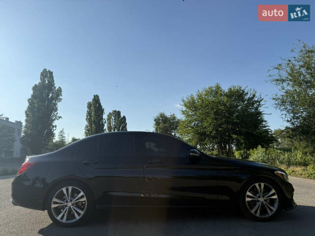 Черный Мерседес Ц-Класс, объемом двигателя 1.99 л и пробегом 70 тыс. км за 20000 $, фото 11 на Automoto.ua