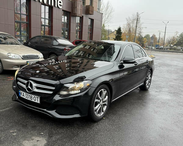 Чорний Мерседес Ц-Клас, об'ємом двигуна 1.99 л та пробігом 235 тис. км за 14999 $, фото 16 на Automoto.ua