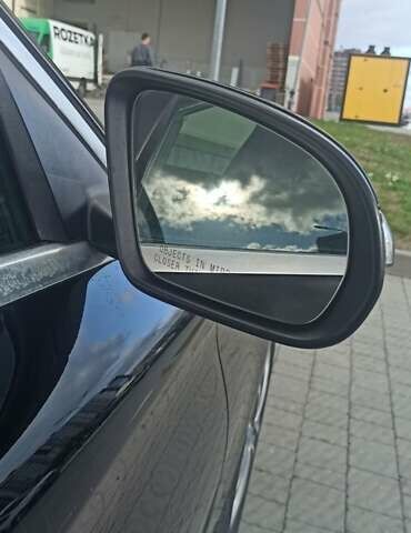 Мерседес Ц-Класс 2015 в Львове на Automoto.ua Черный Мерседес Ц-Класс, объемом двигателя 1.99 л и пробегом 180 тыс. км за 15800 $, фото 7 на Automoto.ua