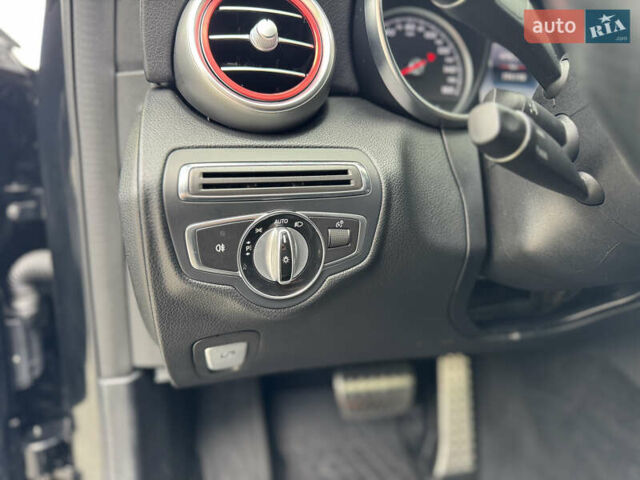 Чорний Мерседес Ц-Клас, об'ємом двигуна 1.99 л та пробігом 195 тис. км за 17500 $, фото 21 на Automoto.ua