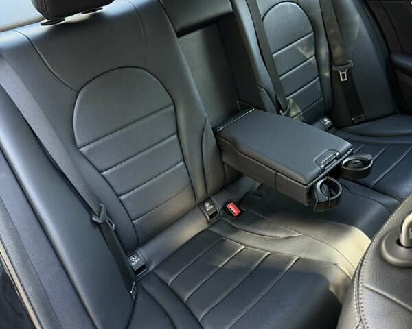 Черный Мерседес Ц-Класс, объемом двигателя 2 л и пробегом 170 тыс. км за 18500 $, фото 35 на Automoto.ua