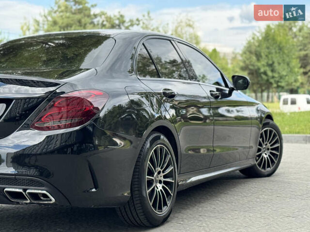 Чорний Мерседес Ц-Клас, об'ємом двигуна 1.99 л та пробігом 195 тис. км за 17500 $, фото 12 на Automoto.ua