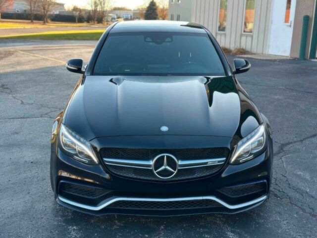 Черный Мерседес Ц-Класс, объемом двигателя 4 л и пробегом 72 тыс. км за 7500 $, фото 1 на Automoto.ua