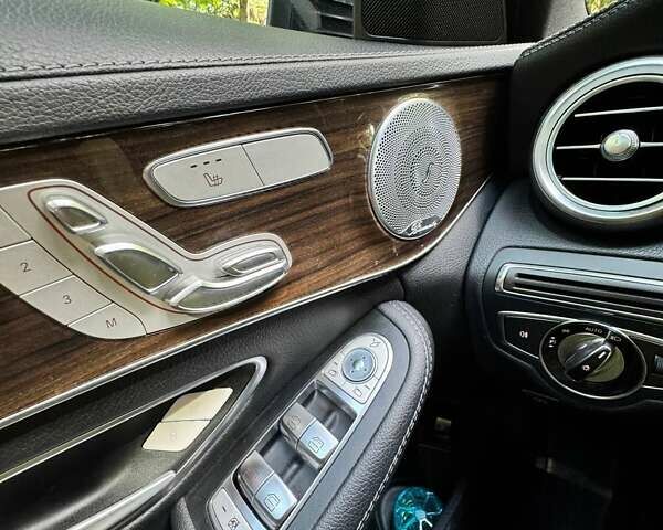 Мерседес Ц-Класс 2015 в Киеве на Automoto.ua Черный Мерседес Ц-Класс, объемом двигателя 1.99 л и пробегом 182 тыс. км за 20500 $, фото 27 на Automoto.ua
