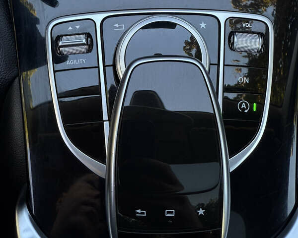 Черный Мерседес Ц-Класс, объемом двигателя 2 л и пробегом 170 тыс. км за 18500 $, фото 47 на Automoto.ua