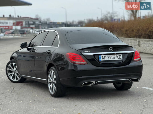 Черный Мерседес Ц-Класс, объемом двигателя 2 л и пробегом 98 тыс. км за 22500 $, фото 13 на Automoto.ua