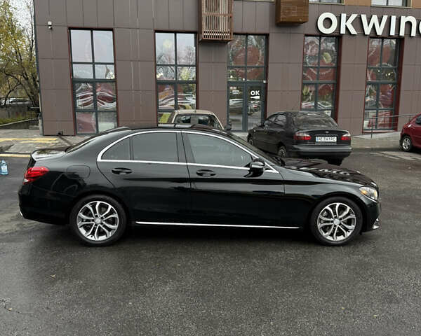 Чорний Мерседес Ц-Клас, об'ємом двигуна 1.99 л та пробігом 235 тис. км за 14999 $, фото 5 на Automoto.ua