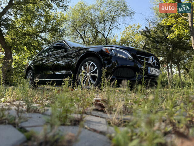 Черный Мерседес Ц-Класс, объемом двигателя 2 л и пробегом 170 тыс. км за 18500 $, фото 58 на Automoto.ua