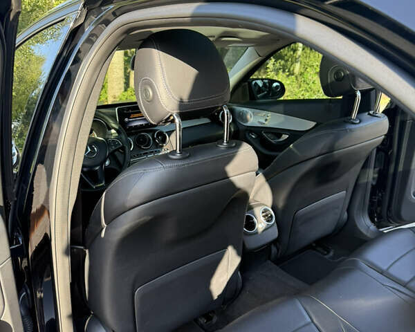 Черный Мерседес Ц-Класс, объемом двигателя 1.99 л и пробегом 70 тыс. км за 20000 $, фото 17 на Automoto.ua