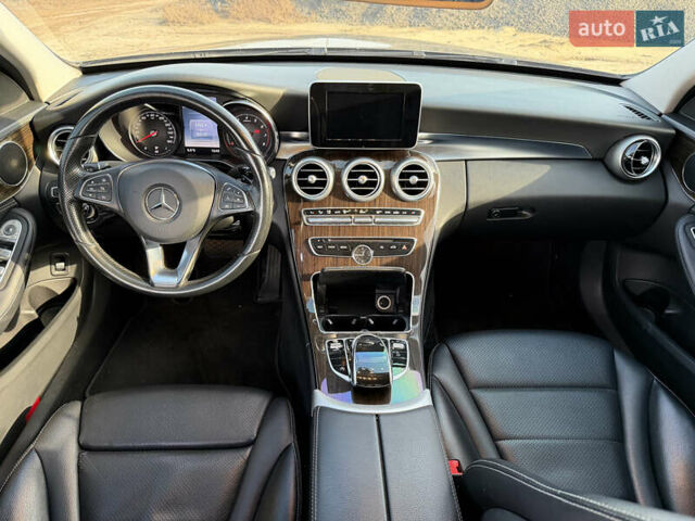 Чорний Мерседес Ц-Клас, об'ємом двигуна 1.99 л та пробігом 104 тис. км за 25000 $, фото 41 на Automoto.ua