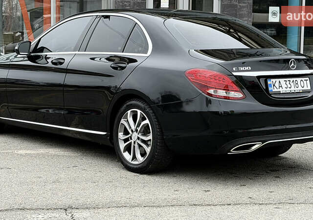 Черный Мерседес Ц-Класс, объемом двигателя 1.99 л и пробегом 235 тыс. км за 19500 $, фото 8 на Automoto.ua