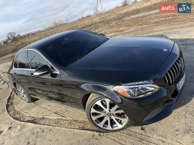 Чорний Мерседес Ц-Клас, об'ємом двигуна 1.99 л та пробігом 104 тис. км за 25000 $, фото 10 на Automoto.ua