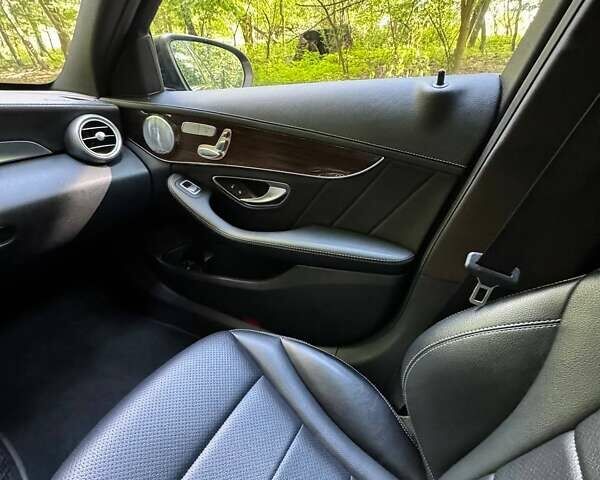 Мерседес Ц-Класс 2015 в Киеве на Automoto.ua Черный Мерседес Ц-Класс, объемом двигателя 1.99 л и пробегом 182 тыс. км за 20500 $, фото 31 на Automoto.ua
