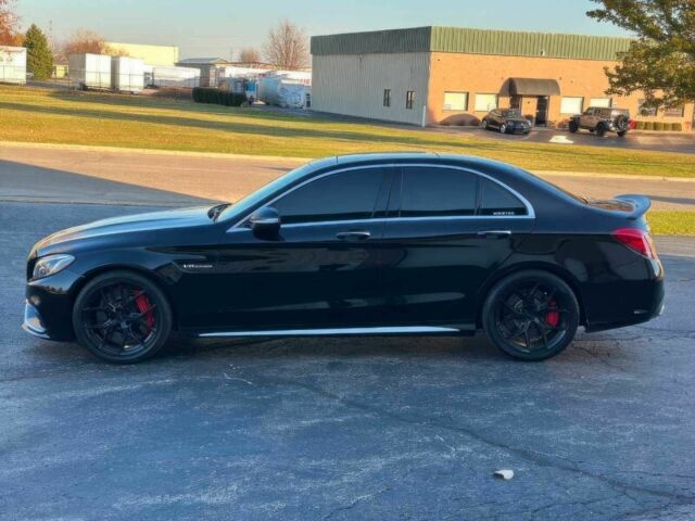 Черный Мерседес Ц-Класс, объемом двигателя 4 л и пробегом 72 тыс. км за 7500 $, фото 3 на Automoto.ua