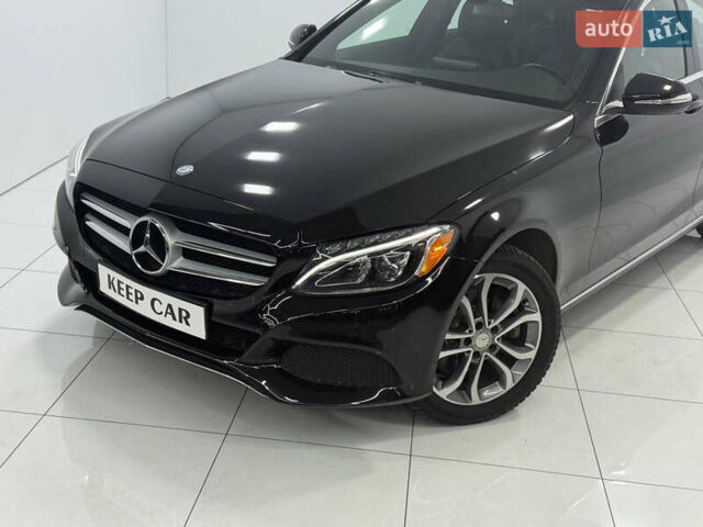 Черный Мерседес Ц-Класс, объемом двигателя 2 л и пробегом 95 тыс. км за 21999 $, фото 2 на Automoto.ua