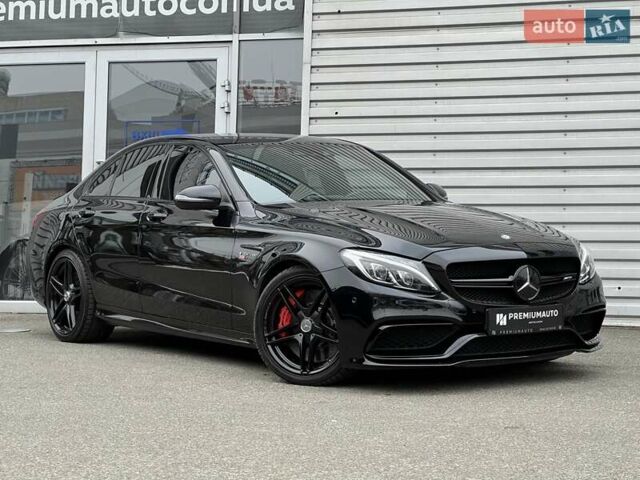 Мерседес Ц-Класс 2015 в Киеве на Automoto.ua Черный Мерседес Ц-Класс, объемом двигателя 3.98 л и пробегом 133 тыс. км за 38500 $, фото 2 на Automoto.ua