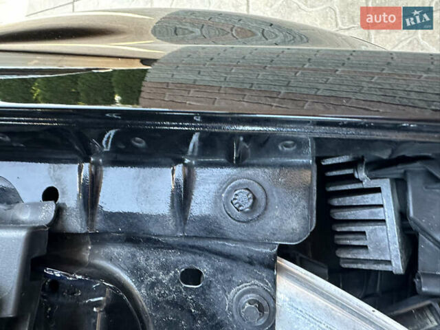 Черный Мерседес Ц-Класс, объемом двигателя 2 л и пробегом 199 тыс. км за 19800 $, фото 53 на Automoto.ua