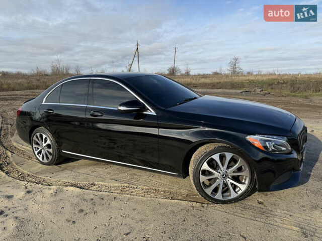 Чорний Мерседес Ц-Клас, об'ємом двигуна 1.99 л та пробігом 104 тис. км за 25000 $, фото 7 на Automoto.ua