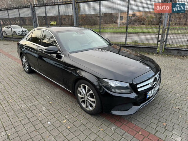 Черный Мерседес Ц-Класс, объемом двигателя 2 л и пробегом 235 тыс. км за 15000 $, фото 8 на Automoto.ua