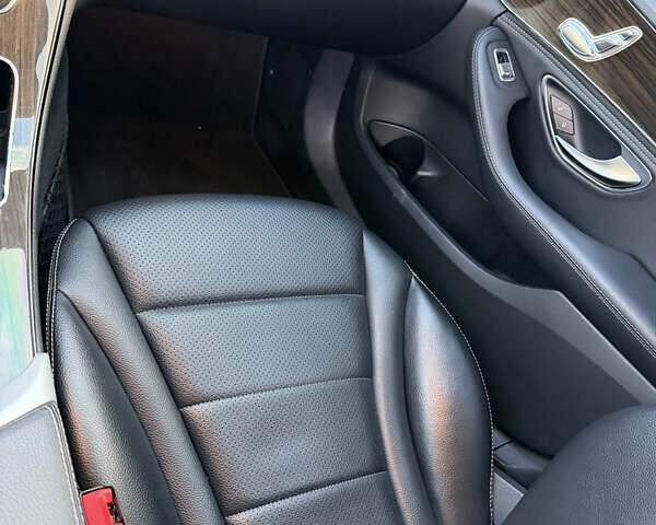 Чорний Мерседес Ц-Клас, об'ємом двигуна 1.99 л та пробігом 104 тис. км за 25000 $, фото 48 на Automoto.ua