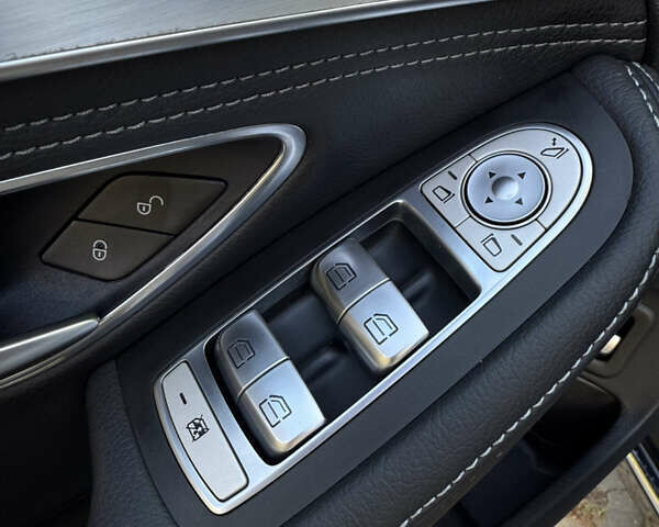 Черный Мерседес Ц-Класс, объемом двигателя 2 л и пробегом 170 тыс. км за 18500 $, фото 14 на Automoto.ua