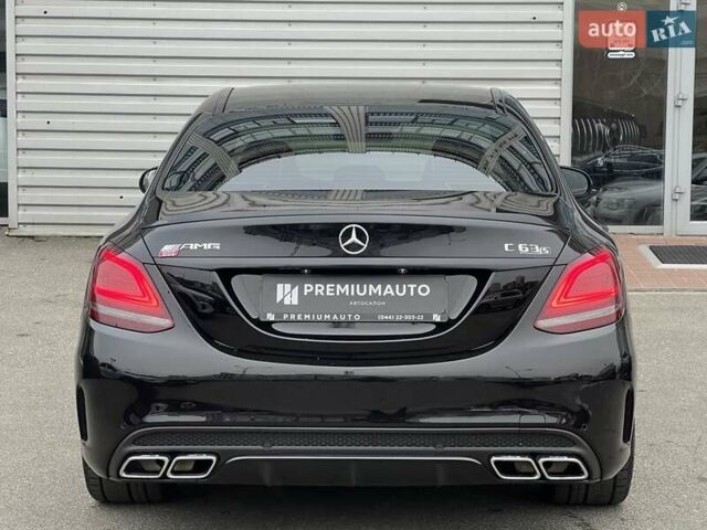 Мерседес Ц-Класс 2015 в Киеве на Automoto.ua Черный Мерседес Ц-Класс, объемом двигателя 3.98 л и пробегом 133 тыс. км за 38500 $, фото 11 на Automoto.ua
