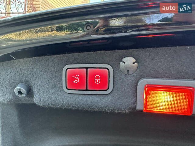 Черный Мерседес Ц-Класс, объемом двигателя 2 л и пробегом 199 тыс. км за 19800 $, фото 45 на Automoto.ua