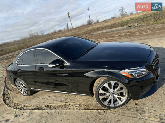 Чорний Мерседес Ц-Клас, об'ємом двигуна 1.99 л та пробігом 104 тис. км за 25000 $, фото 8 на Automoto.ua