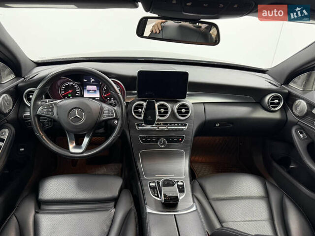 Черный Мерседес Ц-Класс, объемом двигателя 2 л и пробегом 95 тыс. км за 21999 $, фото 29 на Automoto.ua